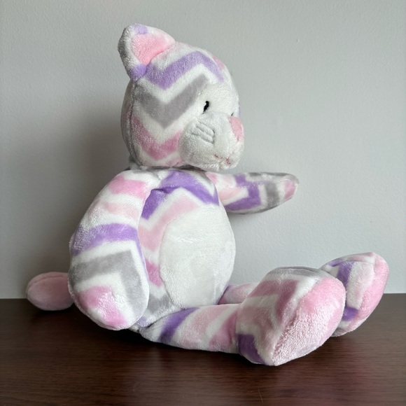 Little Miracles Chevron Pattern Cat Rattle Plush Lovey Security Toy - Picture 2 of 7